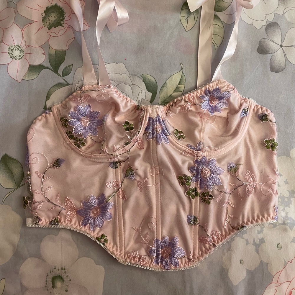 Floral & lacy crop top, floral tank top, floral corset crop top